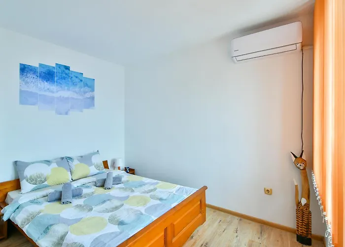 Thermae, Steps From The Sea With Free Parking * Warna