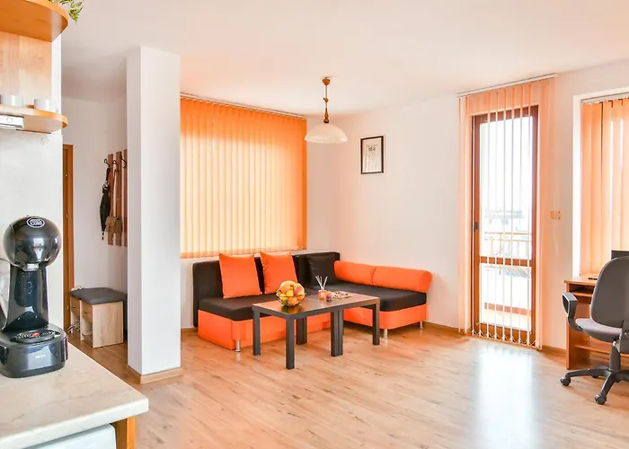 Thermae, Steps From The Sea With Free Parking Апартаменты Варна